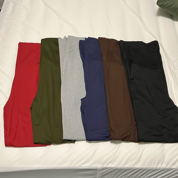 (LOT OF 6) SHEIN Flare Leggjngs - Picture 2 of 9